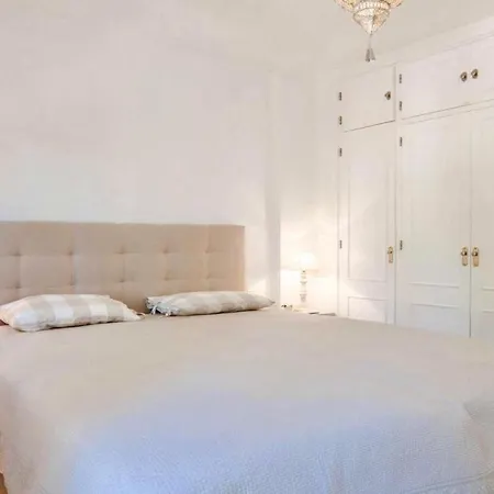 Stylish 2br Modern House Next To Puerto Banus By Rafleys, Private Pool, Wifi * Marbella