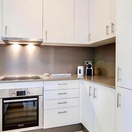 Stylish 2br Modern House Next To Puerto Banus By Rafleys, Private Pool, Wifi Marbella