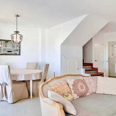 Stylish 2br Modern House Next To Puerto Banus By Rafleys, Private Pool, Wifi