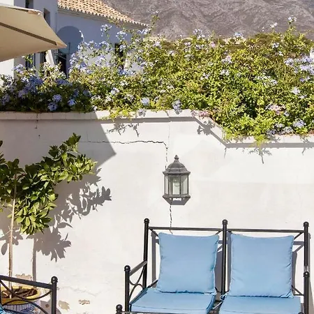 Stylish 2br Modern House Next To Puerto Banus By Rafleys, Private Pool, Wifi Villa Marbella